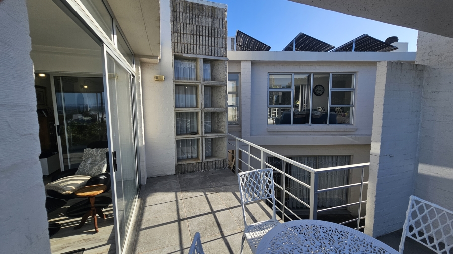 3 Bedroom Property for Sale in Wavecrest Eastern Cape